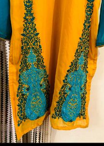 Embroidered Kurti Tunic