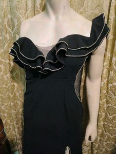 Elegant Black Slit Maxi Dress