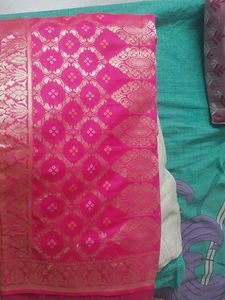 Bandhej Saree