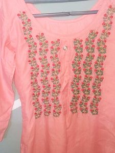 Embroidered Pink Kurta