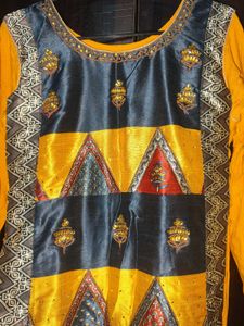 Elegant Ethnic Kurta With Heavy Work Of Stones