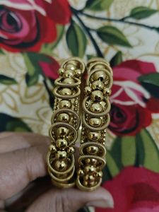 Vintage Gold Bangle Set
