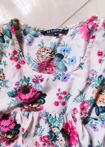 Beautiful Top For Jeans And Skirt