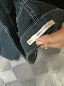 Charcol Levis Jeans....