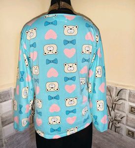 Size M/L 🎁Buy 2 Get 1 Free 🎁Cute Bear Print Top