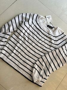 White Sweter
