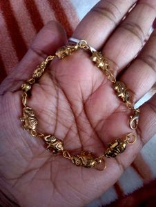 Elephant Charm Bracelet vintage