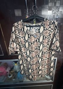 PlusS Studio Snakeskin Print Top XL