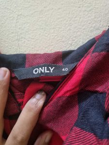 ONLY Off Shoulder Red And Black Dress