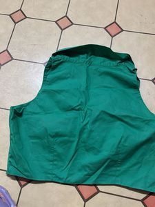 Vintage Green Statement Collar Top