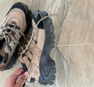 June Sale 🔥Woodland Men Trekking Shoes