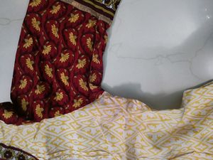 PRICE DROP : L cream knee length kurti