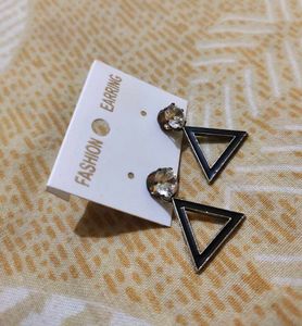 Black Triangle Earings