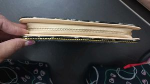 Black Clutch