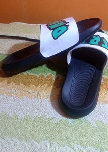 Stylish Green &amp; Black Slides