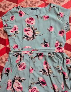 🌸💮Tokyo Talkies Floral Print Dress🌸💮