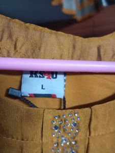L Size Stone Work Kurti
