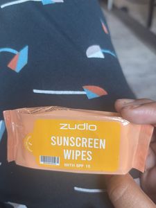 Zudio sunscreen wipes with SPF 15