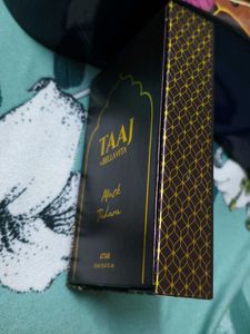 TAAJ by BELLA VITA Musk Tahara