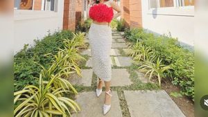 Floral Top and Pearl Skirt Set