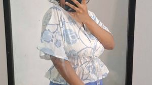 Floral Print Peplum Top