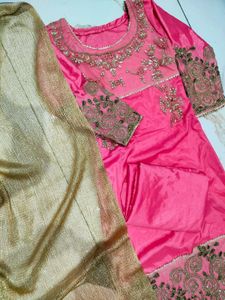 Pakistani Kurti Set