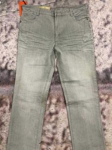 Veertu Gray Wash Jeans