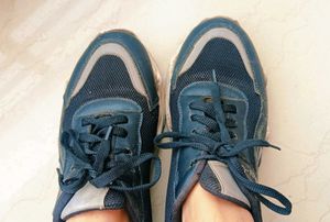 Black Sneakers