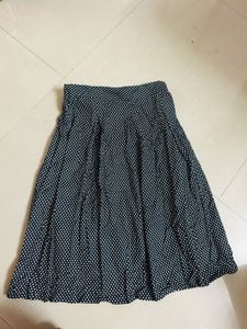 Polka Dot Chic Midi Skirt 🖤🤍
