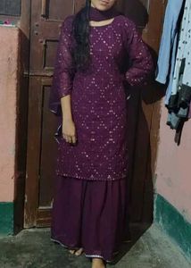 Women Wear 3 Piece Set..