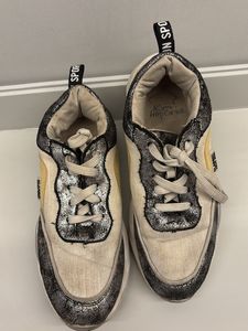 Closing Sale!