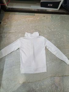 white turtle neck sweatshirt