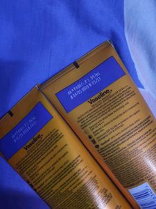 Vasline Gluta Hya Sunscreen SPF 50 pa+++