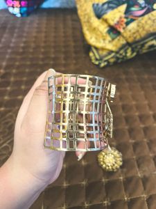 ✨ Regal Gold Hand Jewelry Set: Statement Ring &amp; Cu