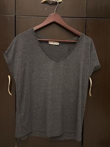 grey T-shirt deep neck