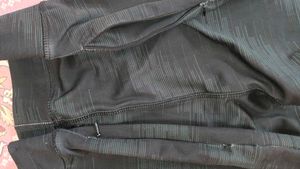 Black Gym/Yoga Pants with Zip Pockets 🏋️‍♀️