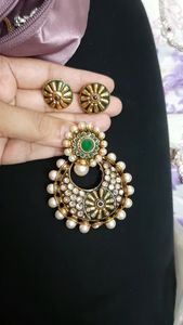 Pick any pendant set at flat 1200 coins