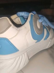 Kya Lena Chahte Ho Aap Footwear
