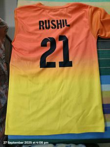 Sports wear t shirt