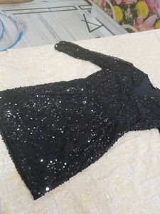 It&#39;s A Classy Party Wear Dress