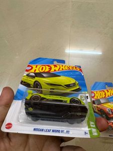 Hot Wheels Nissan(Th) &amp; 94 Bugatti EB110 SS