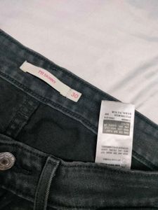 Levi&#39;s Black Jeans