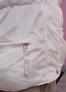 White Puffer Jacket 💕💥price Drop