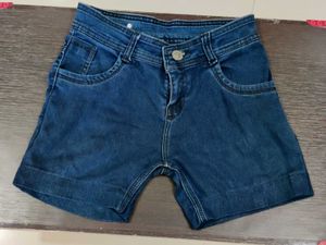 2  Jeans Shorts And 1Top Combo