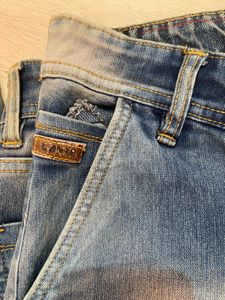 Levi’s slim fit denim