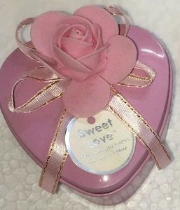 Show Piece Heart pink Metal Storage Box Trend