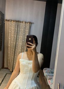 Gorgeous Wedding Gown💝❤️🦋🐝