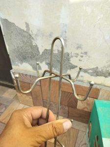 Tea Cup Stand