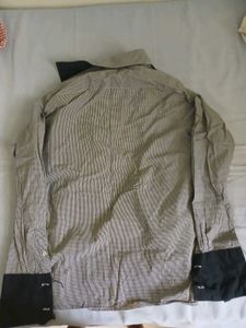 Men&#39;s Striped Formal Shirt