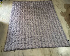 Floral Pattern Quilted Throw Blanket